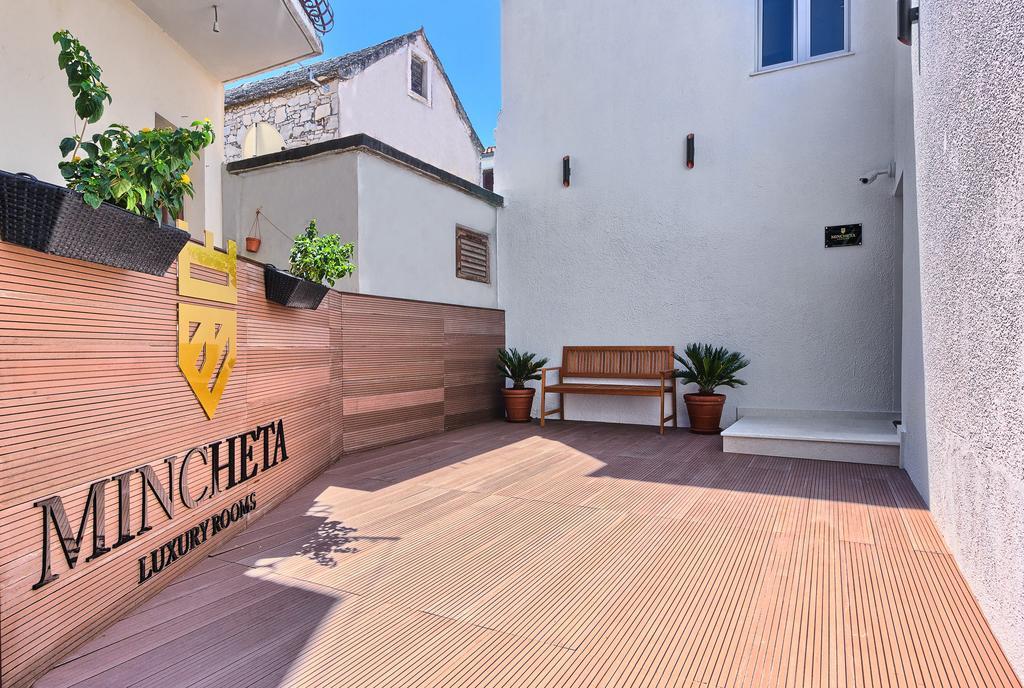 Mincheta - Luxury Rooms Примоштен Экстерьер фото